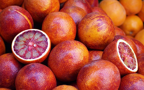 خواص و مضرات پرتقال تو سرخ برای سلامتی چیست؟